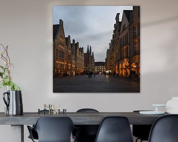 Münster, Prinzipalmarkt, panoramisch uitzicht van St. Lamberti tot aan het stadhuis, NRW, Duitsland. van wunderbare Erde