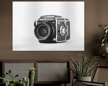 Appareil photo analogique Bronica sur Maikel Brands