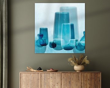 Vazen en schalen, mediterraan glas in transparante blauwtinten