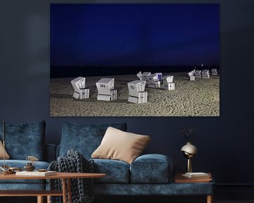Strandstoelen op Sylt bij nacht