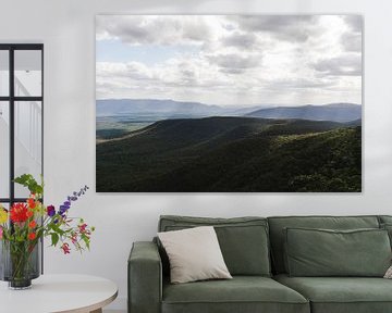 Paysage de montagne australien à la lumière variée