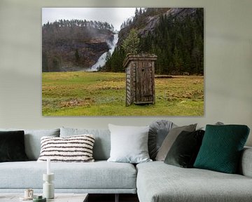 Toilethokje voor waterval van Coen Feron