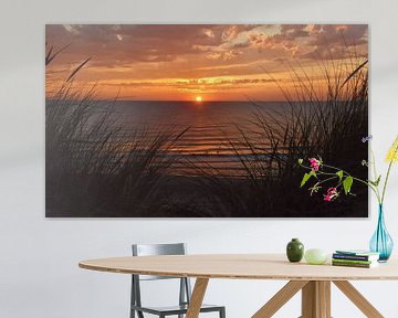 Sunset from the Texel dune grass by Egbert van Ede