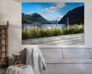 Vue du rivage à Pertisaus sur l'Achensee au Tyrol sur S Amelie Walter