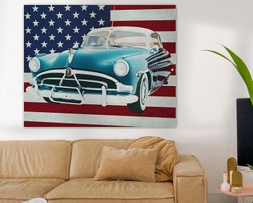 Coupe du Hornet Hudson 1953 avec le drapeau des États-Unis.