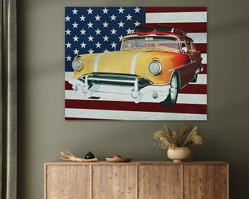 Pontiac Safari Station Wagon Surfer Edition 1956 avec le drapeau des Etats-Unis.