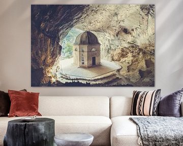 Grotte de la chapelle de Frasassi sur Hidden Histories