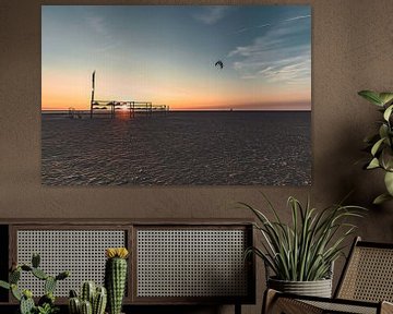 Sunset at the Beach van Marco Loman