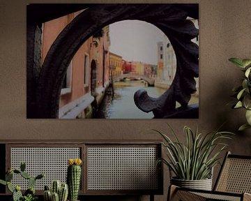 Vue du canal de Venise encadrée sur Loretta's Art