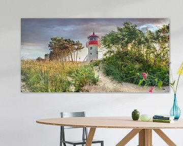 Leuchtturm Gellen am Strand auf der Insel Hiddensee