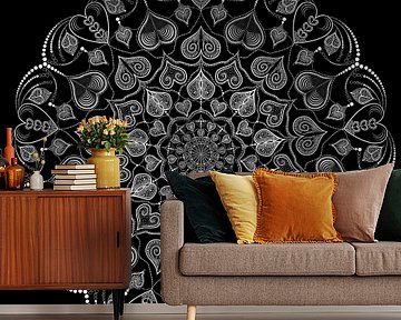 Mandala of heart shapes, lines and points by Andie Daleboudt