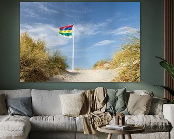 Duinen van Waddeneiland Terschelling met vlag #5 van Marianne Jonkman