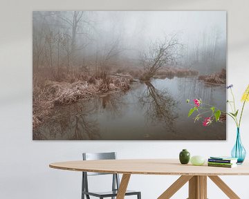 Wasserlandschaft im Nebel von Marlies van Zetten