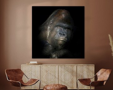 Portret van een zilver rug Gorilla van Karin aan de muur