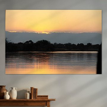 Coucher de soleil sur le fleuve Okavango