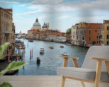 Classic Venice by Simon Bregman