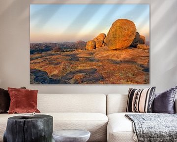 Zonsopgang in de Matobo-heuvels van Angelika Stern