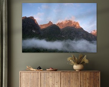 Sturmwolken in den Bergen Norwegen von Karijn | Fine art Natuur en Reis Fotografie