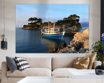 Kamee-Insel, Griechenland, Boot am Bootssteg von FotoBob