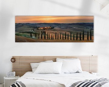 Landschapspanorama in Toscane in Italië bij zonsondergang als panoramisch beeld van Voss Fine Art Fotografie