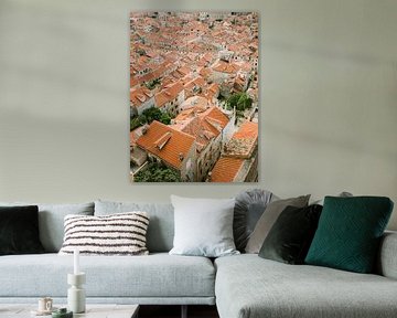 Kroatië - Daken van Dubrovnik | Kleurrijke pastel reisfotografie print van Raisa Zwart