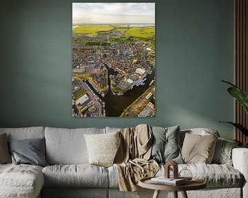 Luchtfoto van het Friese dorp Lemmer