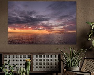 Pont de Zeeland au coucher du soleil sur Jan Jongejan