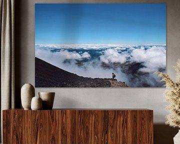 Alpiniste sur le Mont Ngauruhoe sur Julian König