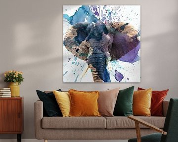 Farbenfrohes Porträt eines Elefanten von Beeldpracht by Maaike