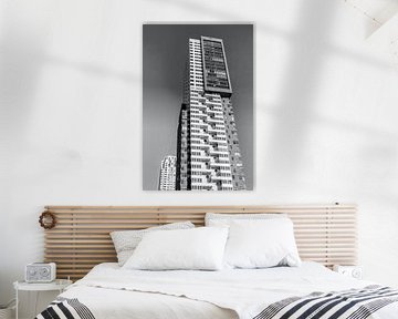 Montevideo een torenflat in Rotterdam in zwart wit van W J Kok