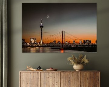 Sonnenuntergang in Düsseldorf von Michael Blankennagel