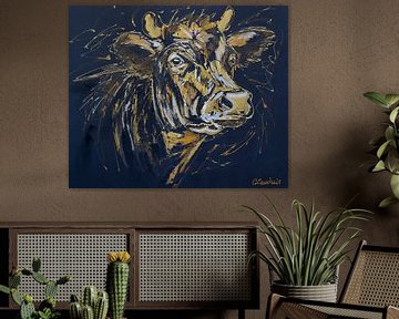 Black/gold cow by Vrolijk Schilderij