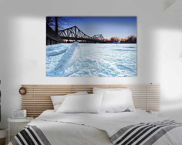 Beispiel: Glienicker Brücke im Winter von Frank Herrmann