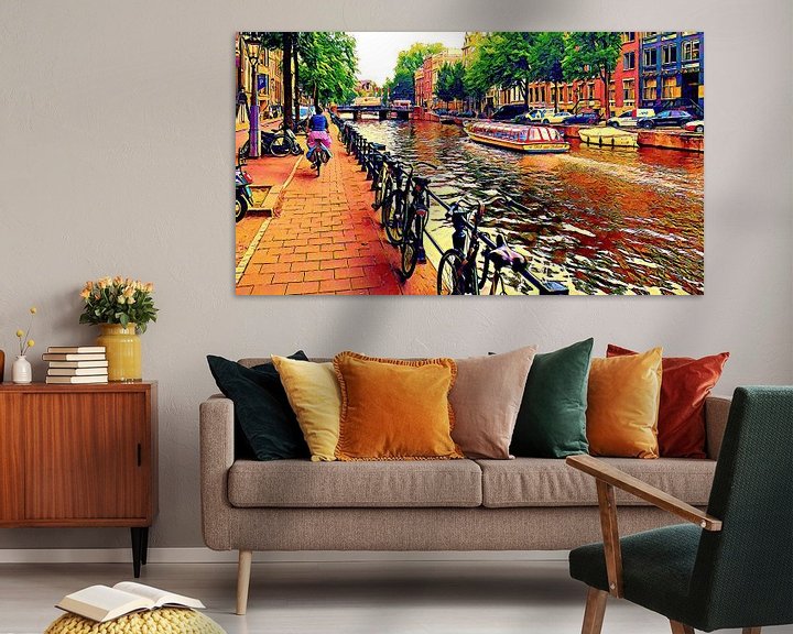 Sfeerimpressie: Rondvaartboot Amsterdam en fietser van Digital Art Nederland