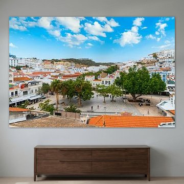 Platz in Albufeira an der Algarve in Portugal