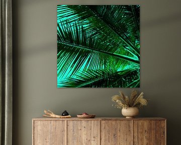 GREENERY POPPPY PALM LEAVES