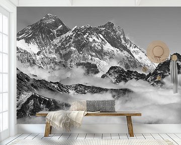 Mount Everest & Lhotse van Floris den Ouden