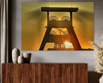 Hoisting tower lights
