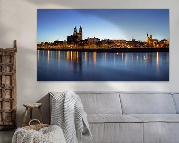 Magdeburg Skyline zur blauen Stunde von Frank Herrmann