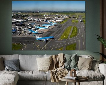 KLM aircraft departs from Schiphol by Jeffrey Schaefer