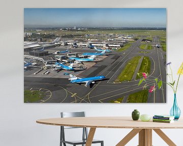 KLM vliegtuig vertrekt van Schiphol van Jeffrey Schaefer