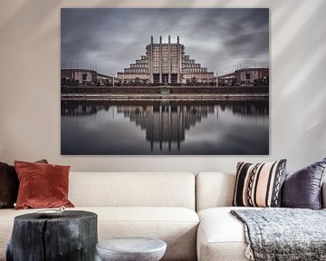 Paleis 5 van het Brussels Expogebouw met reflectie in water van Daan Duvillier | Dsquared Photography