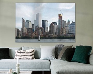 New York skyline met zeilboot van Remke Spijkers