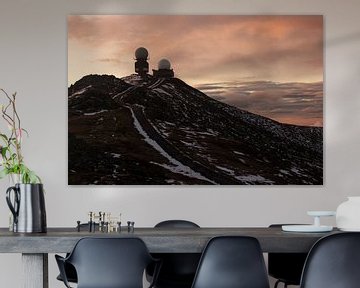 Radar gebouwen op de bergtop van Martijn Aleman