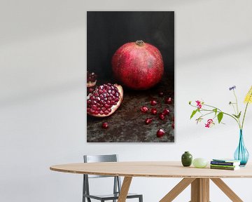 Stilleven met granaatappel l Food fotografie van Lizzy Komen