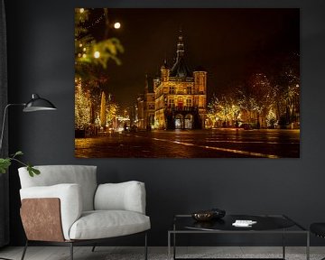 Deventer Brink verlicht door 1001 lichtjes van Maurits Hagen