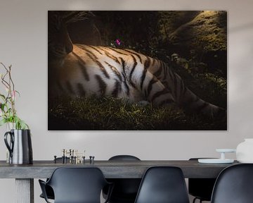 Tiger texture dark & moody van Sandra Hazes
