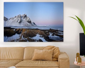 Stokksnes tijdens zonsondergang van Elisa in Iceland