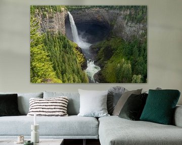 Luchtpanorama van de Helmcken-watervallen in het Provinciaal Park Wells Grey van Hans-Heinrich Runge