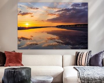 Zonsondergang met weerspiegeling in Zeeland van Annika Westgeest Photography